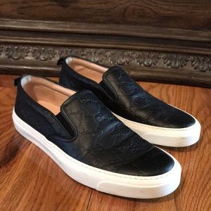 gucci black slip on sneaker